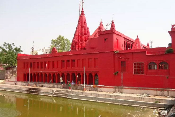 A full  day tour of Varanasi